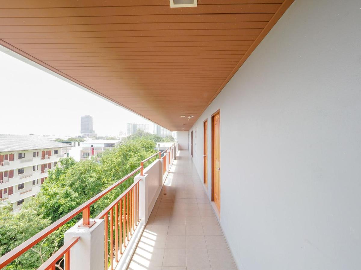 Oyo 75367 Ud Pattaya Hotel Landkreis Landkreis Bang Lamung Exterior foto